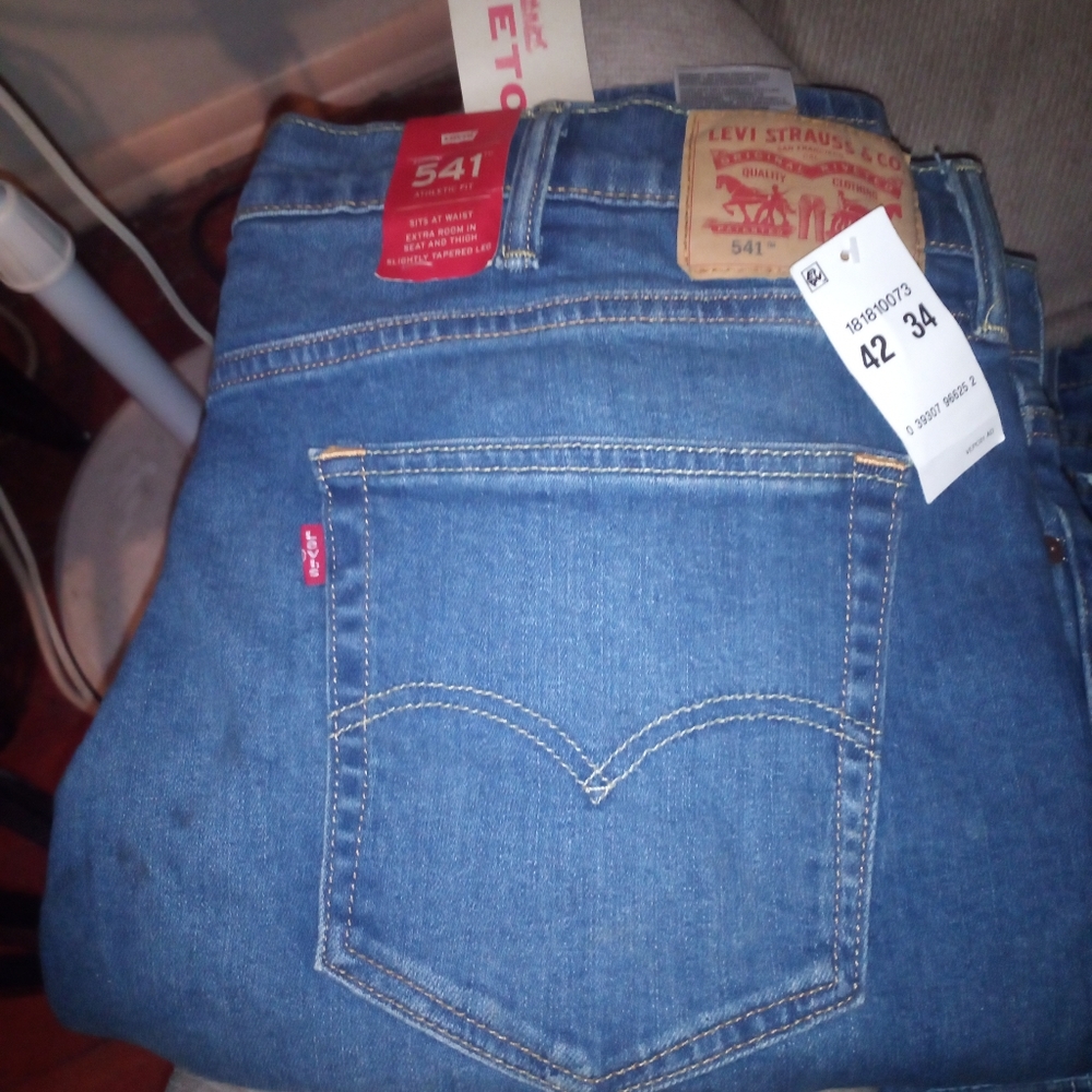 Levi's